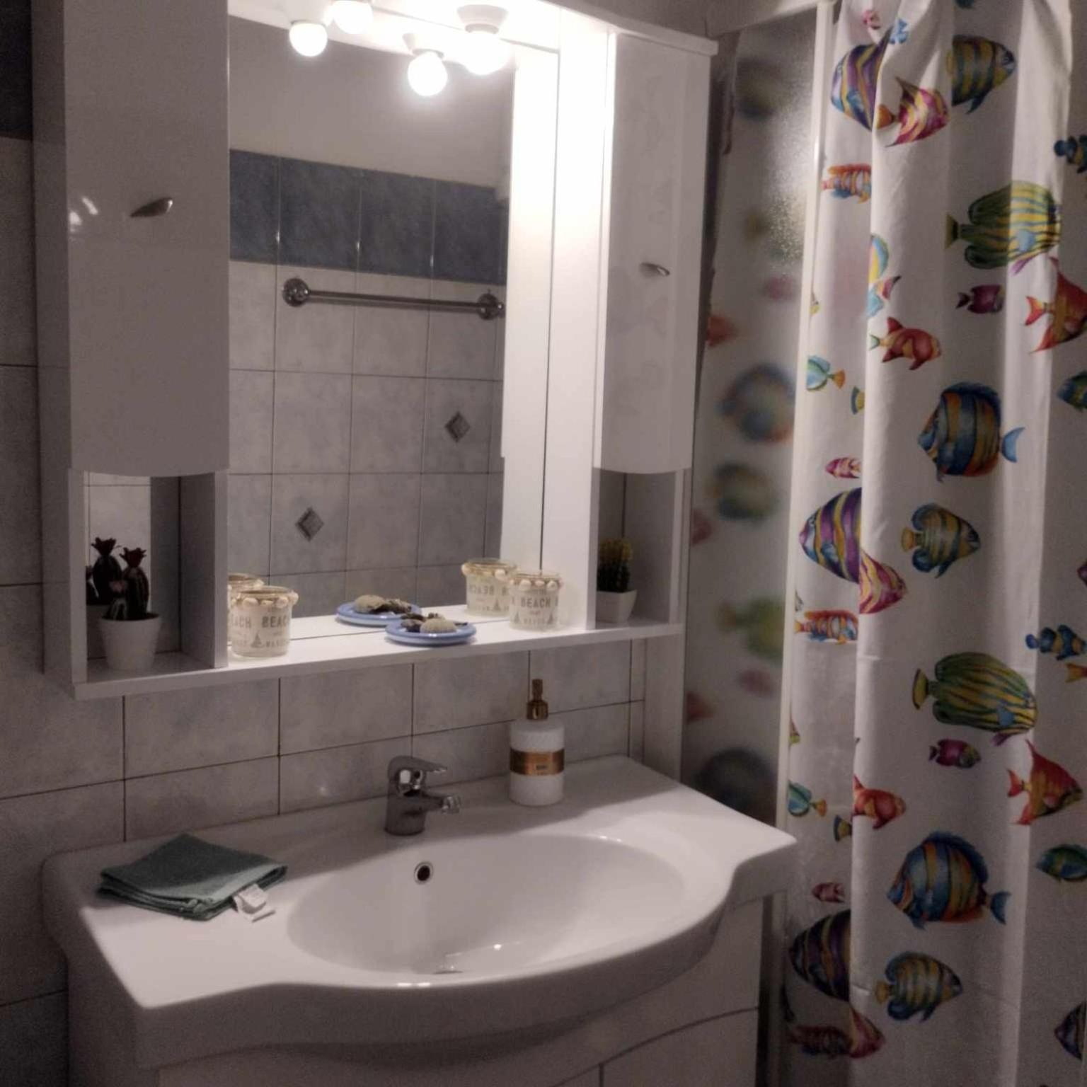 Small And Cosy Appartment- Piccolina Лоутраки Экстерьер фото